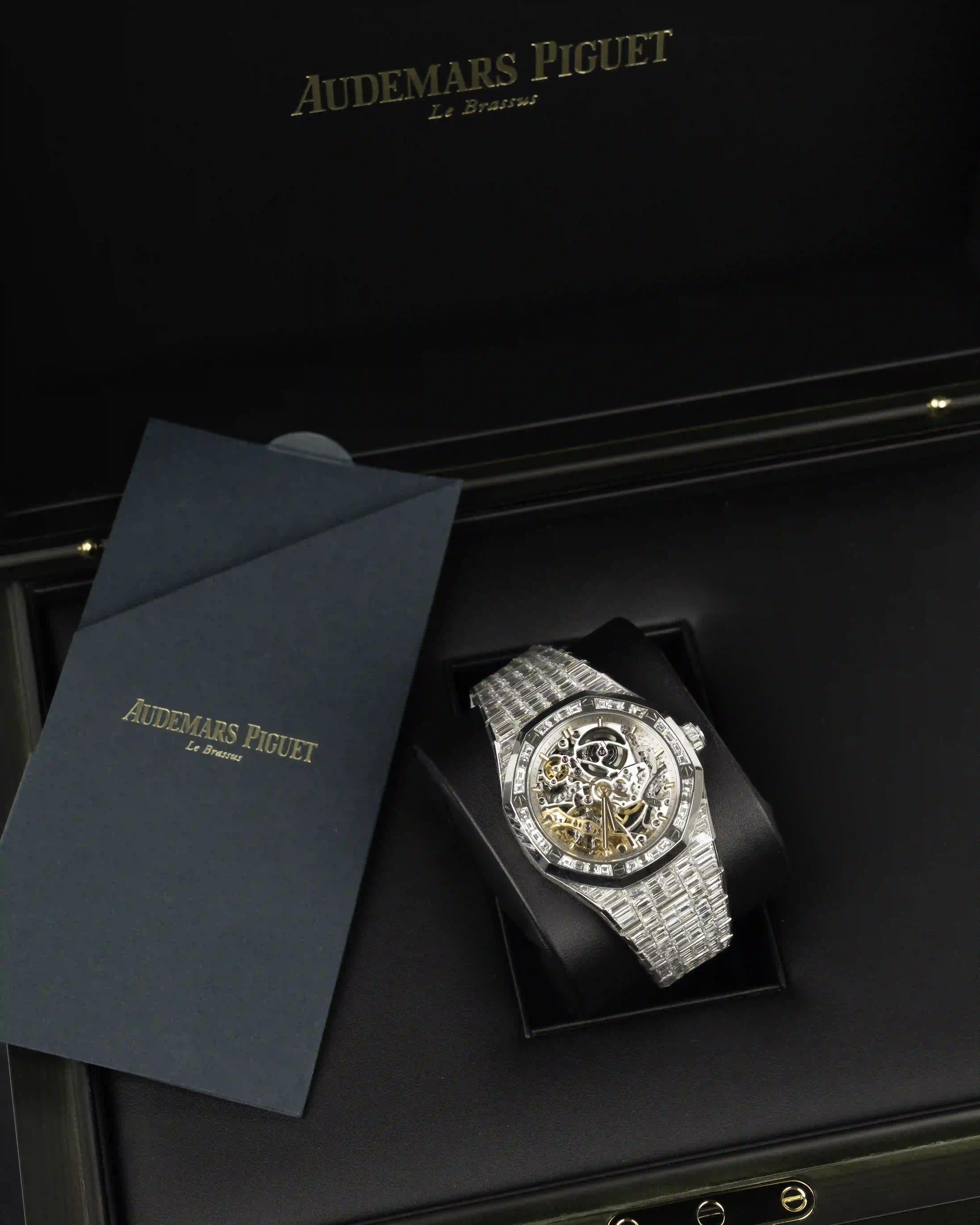 AUDEMARS PIGUET Audemars Piguet 15469BC.ZZ.1260BC.01-A - Image 1