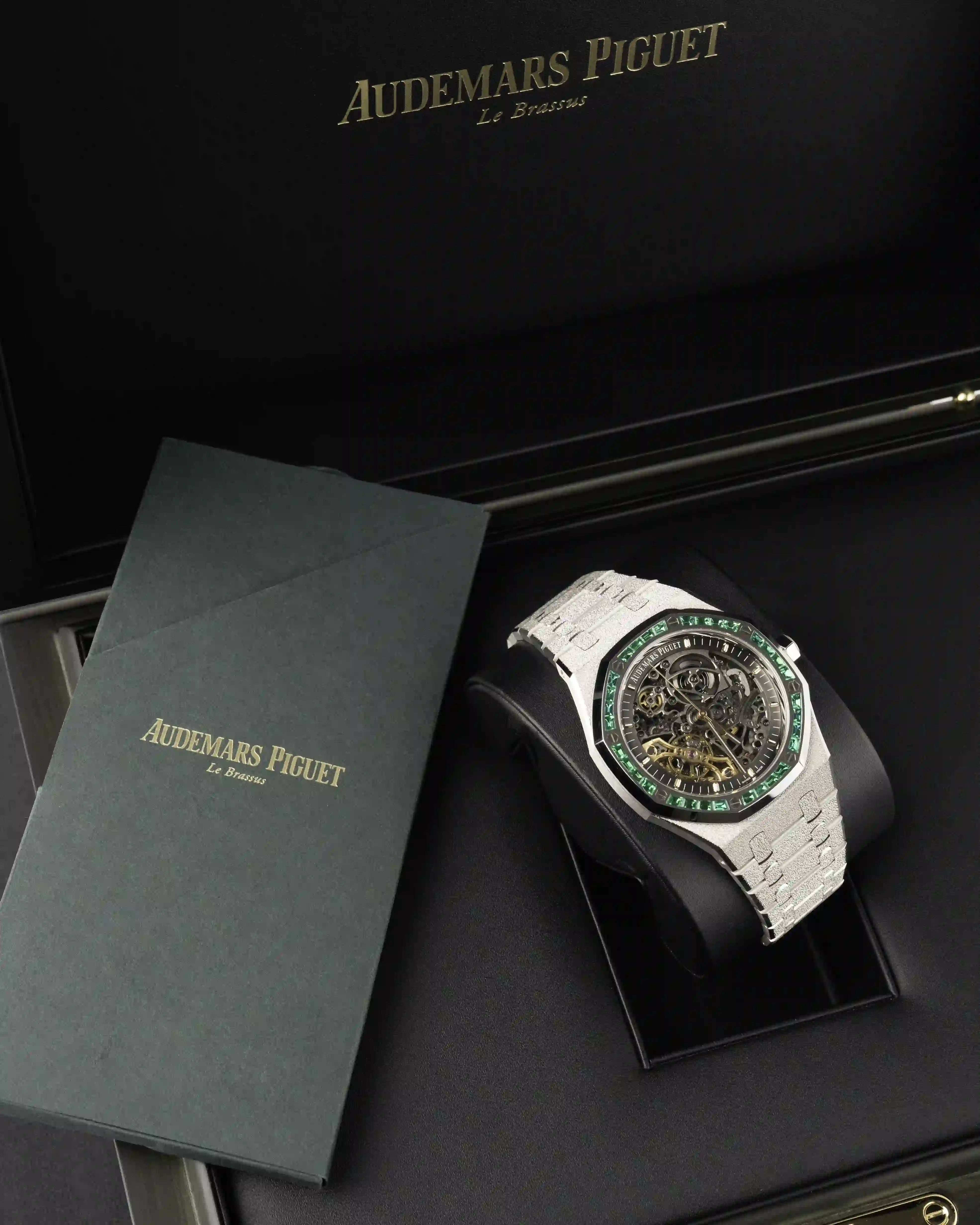 AUDEMARS PIGUET Audemars Piguet 15412BC.EG.1224BC.01 - Image 1