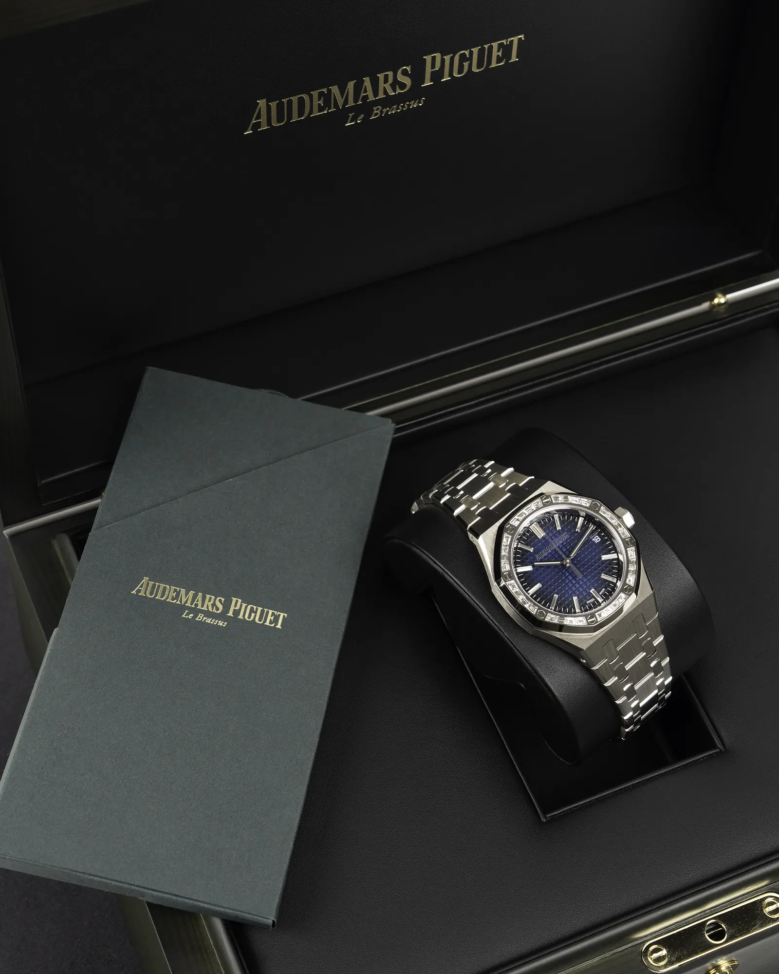 AUDEMARS PIGUET Audemars Piguet 15551BC.ZZ.1356BC.01 - Image 1