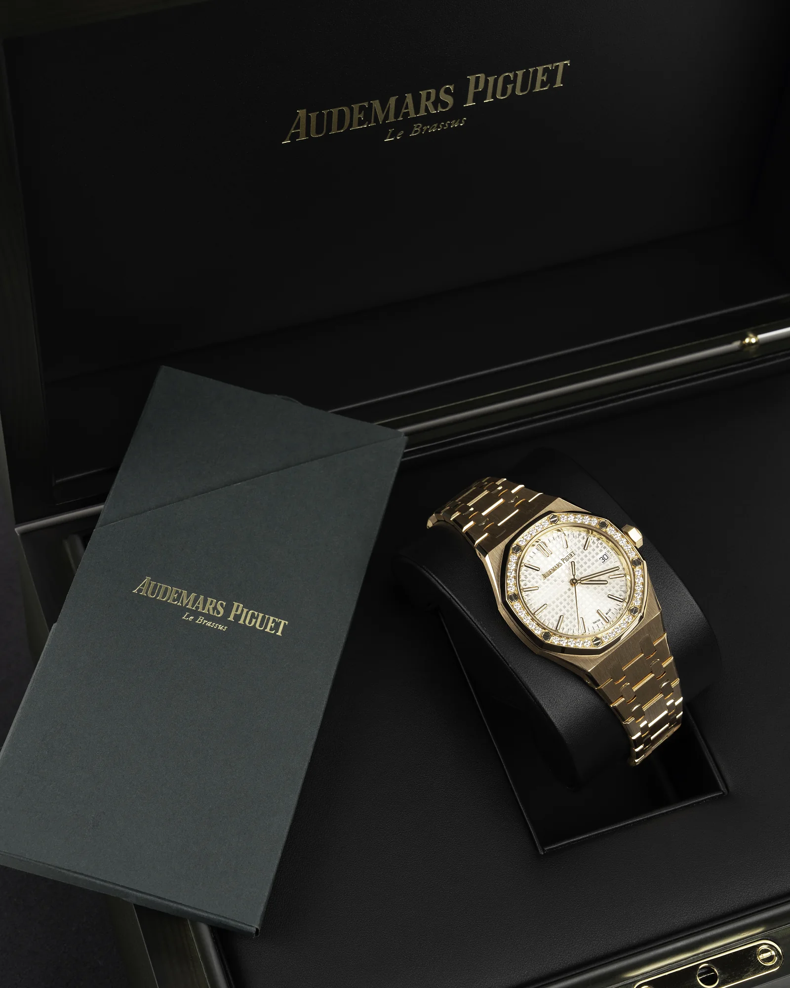 AUDEMARS PIGUET Audemars Piguet 15551OR.ZZ.1356OR.04 - Image 1