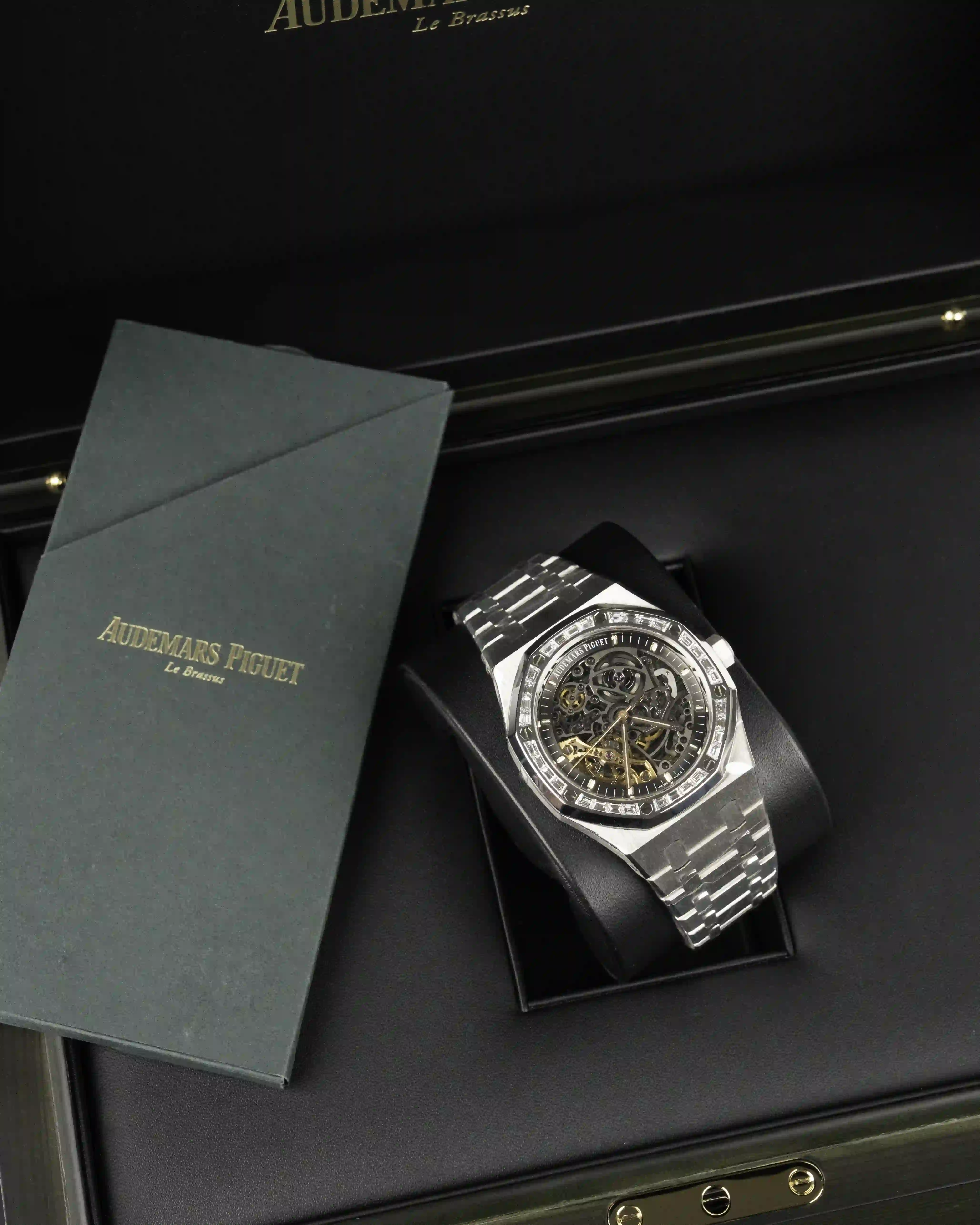 AUDEMARS PIGUET Audemars Piguet 15412BC.ZZ.1220BC.01 - Image 1