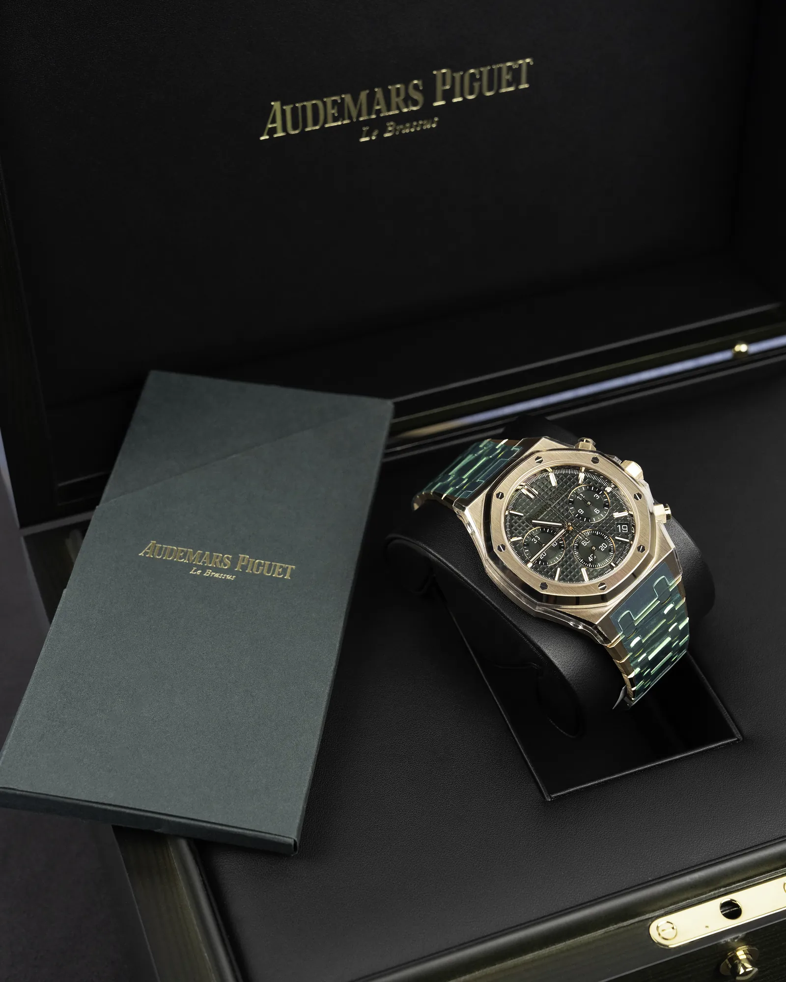 AUDEMARS PIGUET Audemars Piguet 26240OR.OO.1320OR.08 - Image 1