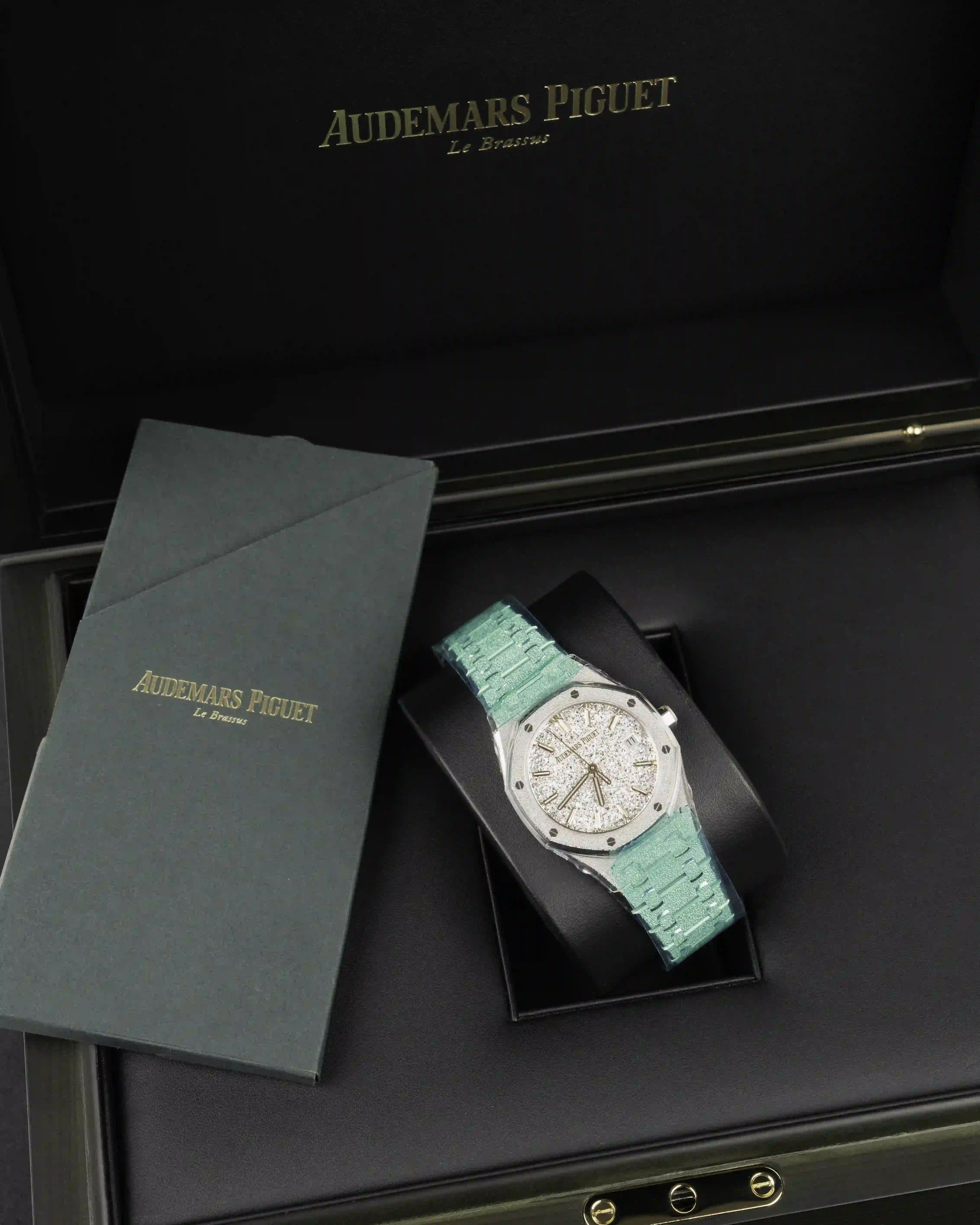 AUDEMARS PIGUET Audemars Piguet 77450BC.GG.1361BC.01 - Image 1