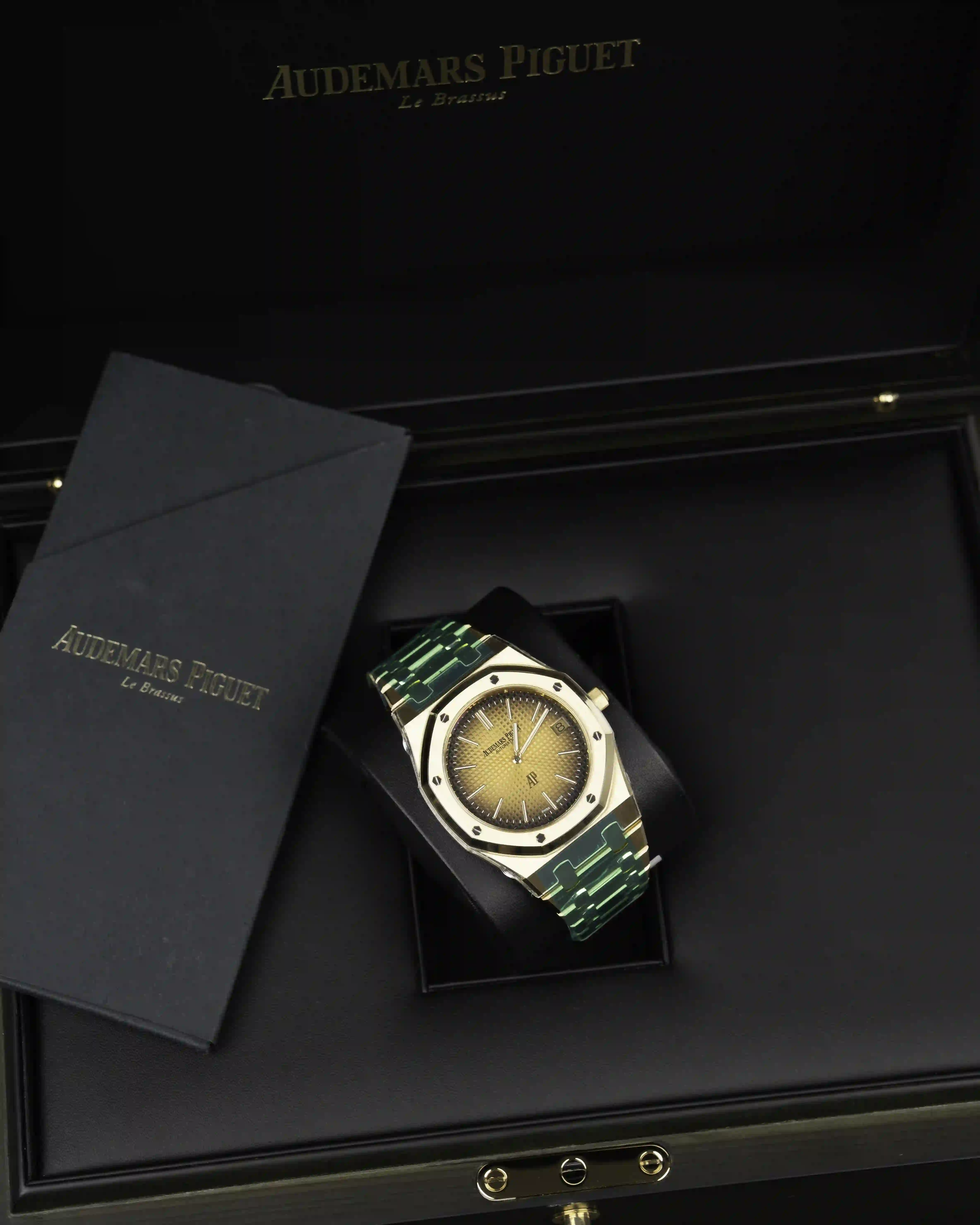 AUDEMARS PIGUET Audemars Piguet 16202BA.OO.1240BA.02 - Image 1