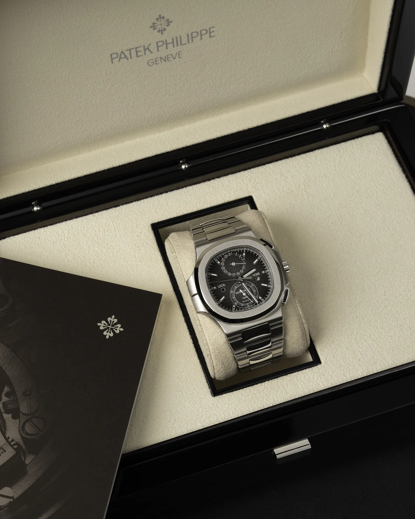 PATEK PHILIPPE Patek Philippe 5990/1A-001 - Image 1