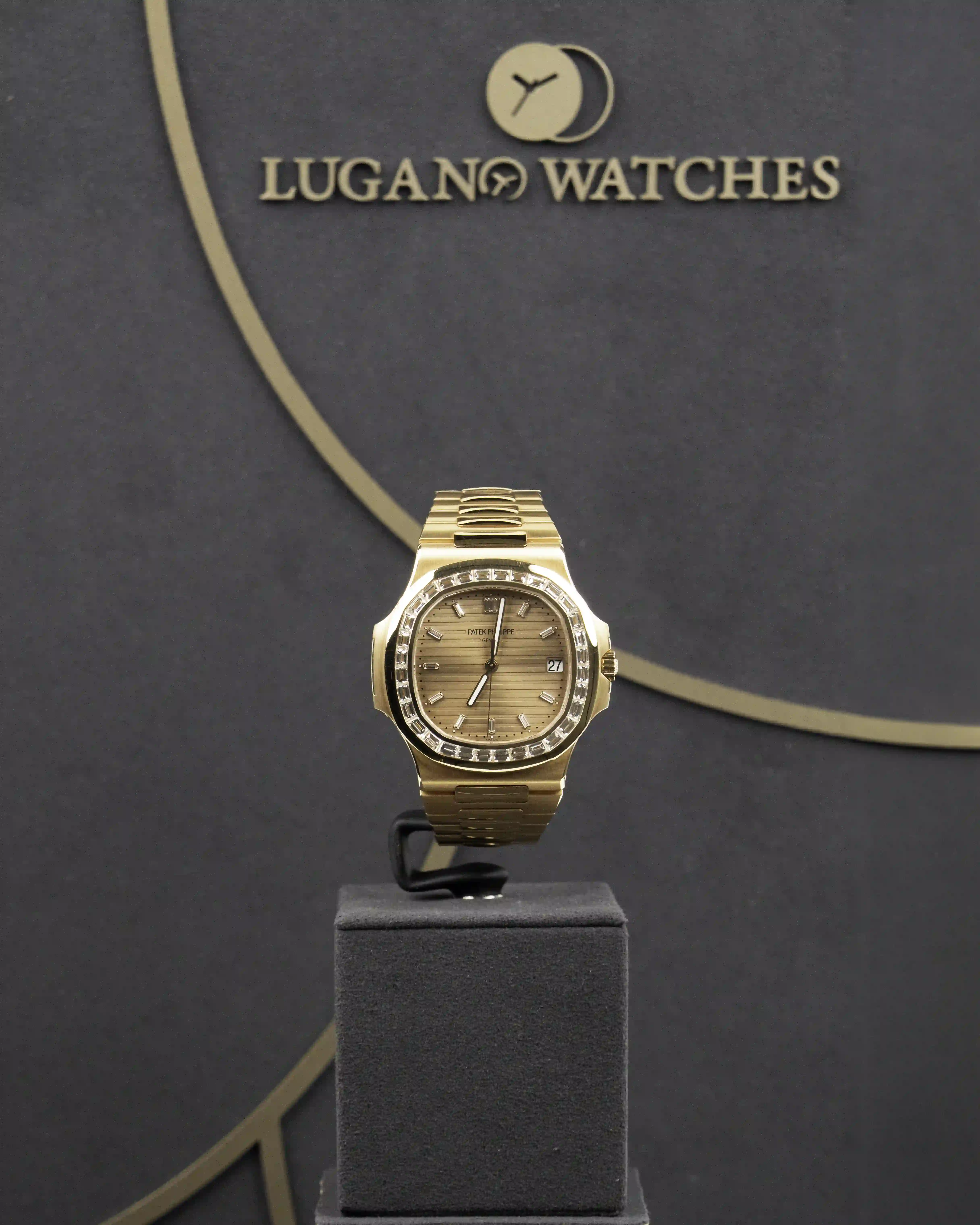 PATEK PHILIPPE Patek Philippe 5723/1R-001 - Image 2