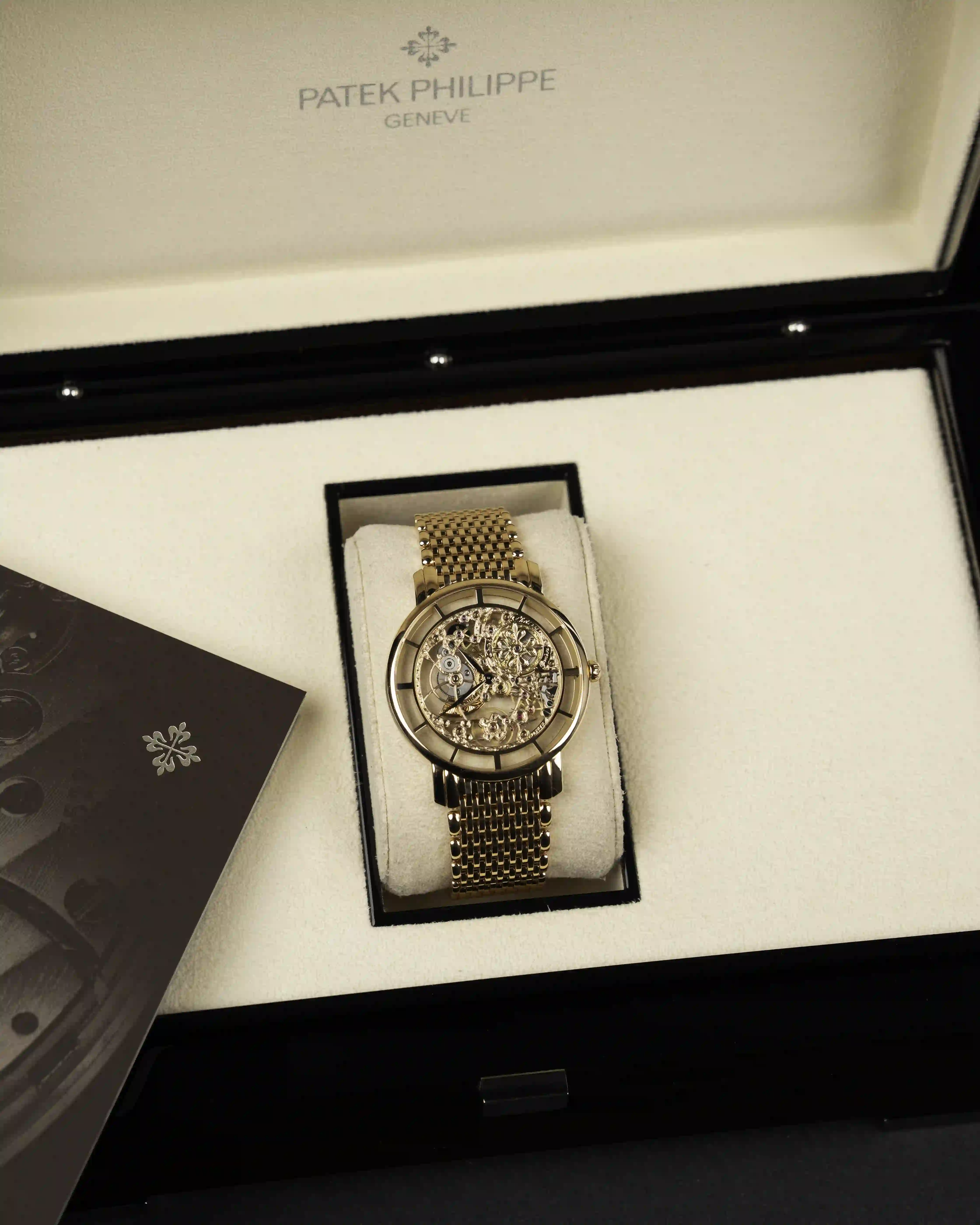 PATEK PHILIPPE Patek Philippe 5180/1R-001 - Image 1
