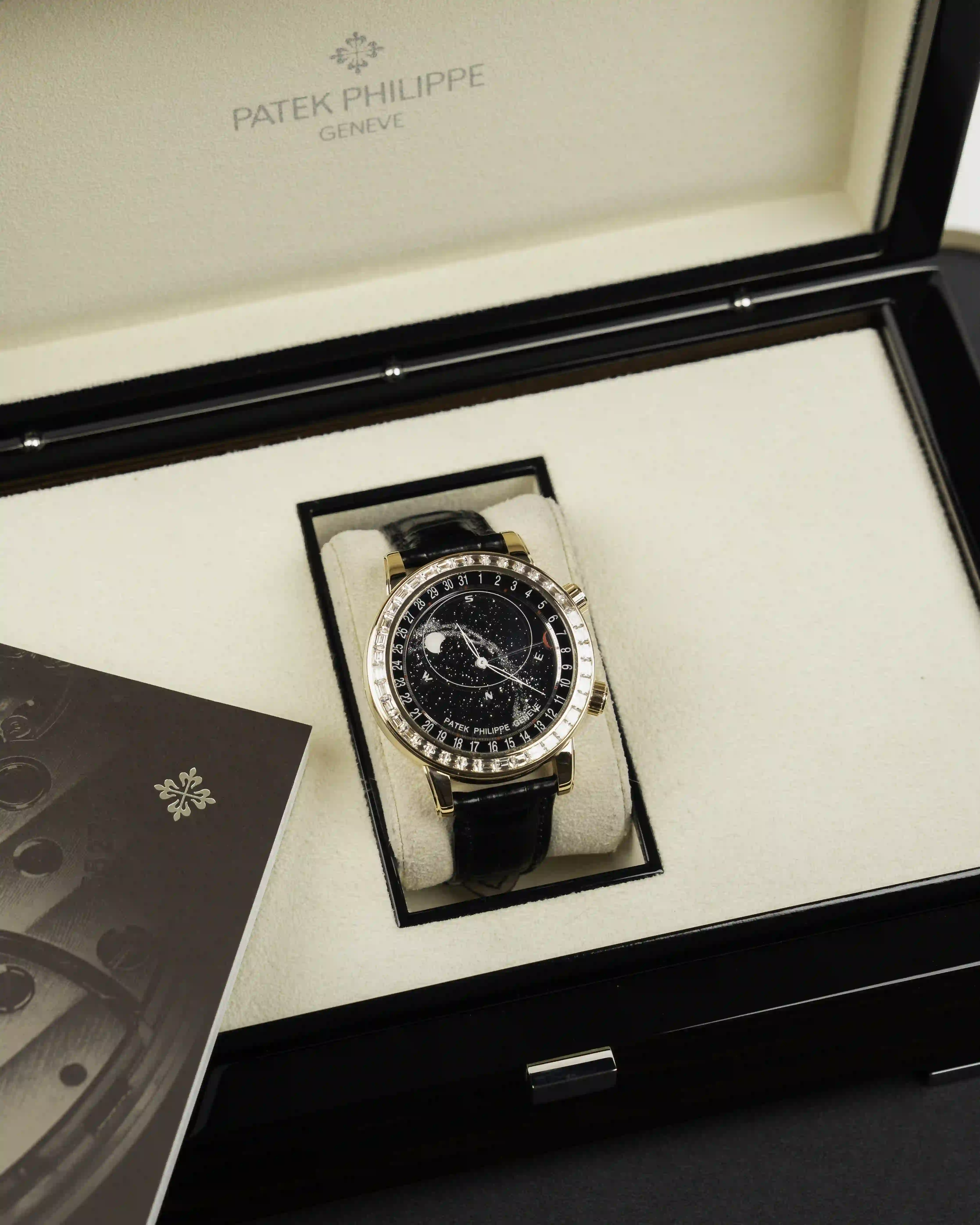 PATEK PHILIPPE Patek Philippe 6104R-001 - Image 1