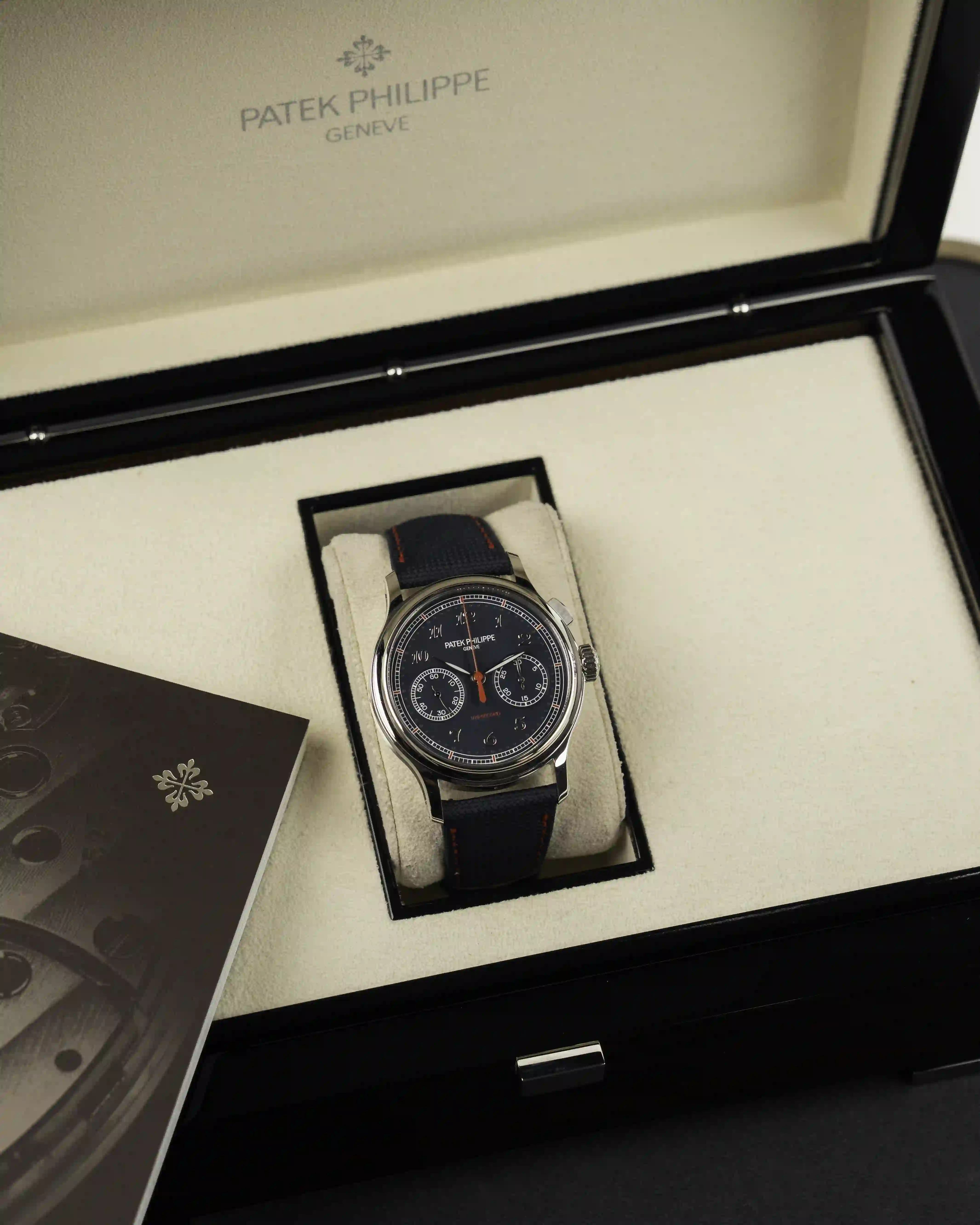 PATEK PHILIPPE Patek Philippe 5470P-001 - Image 1