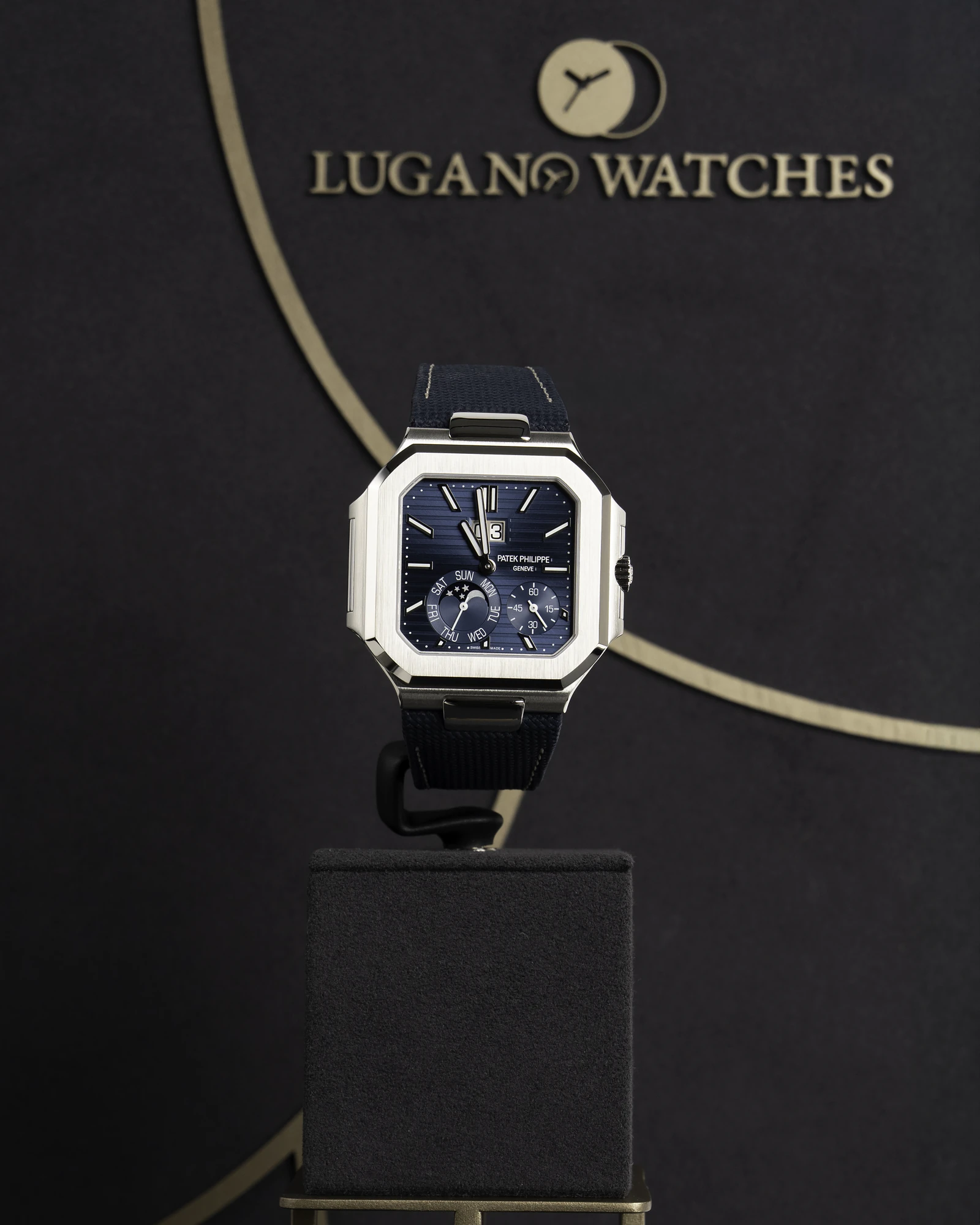 PATEK PHILIPPE Patek Philippe 5822P-001 - Image 2