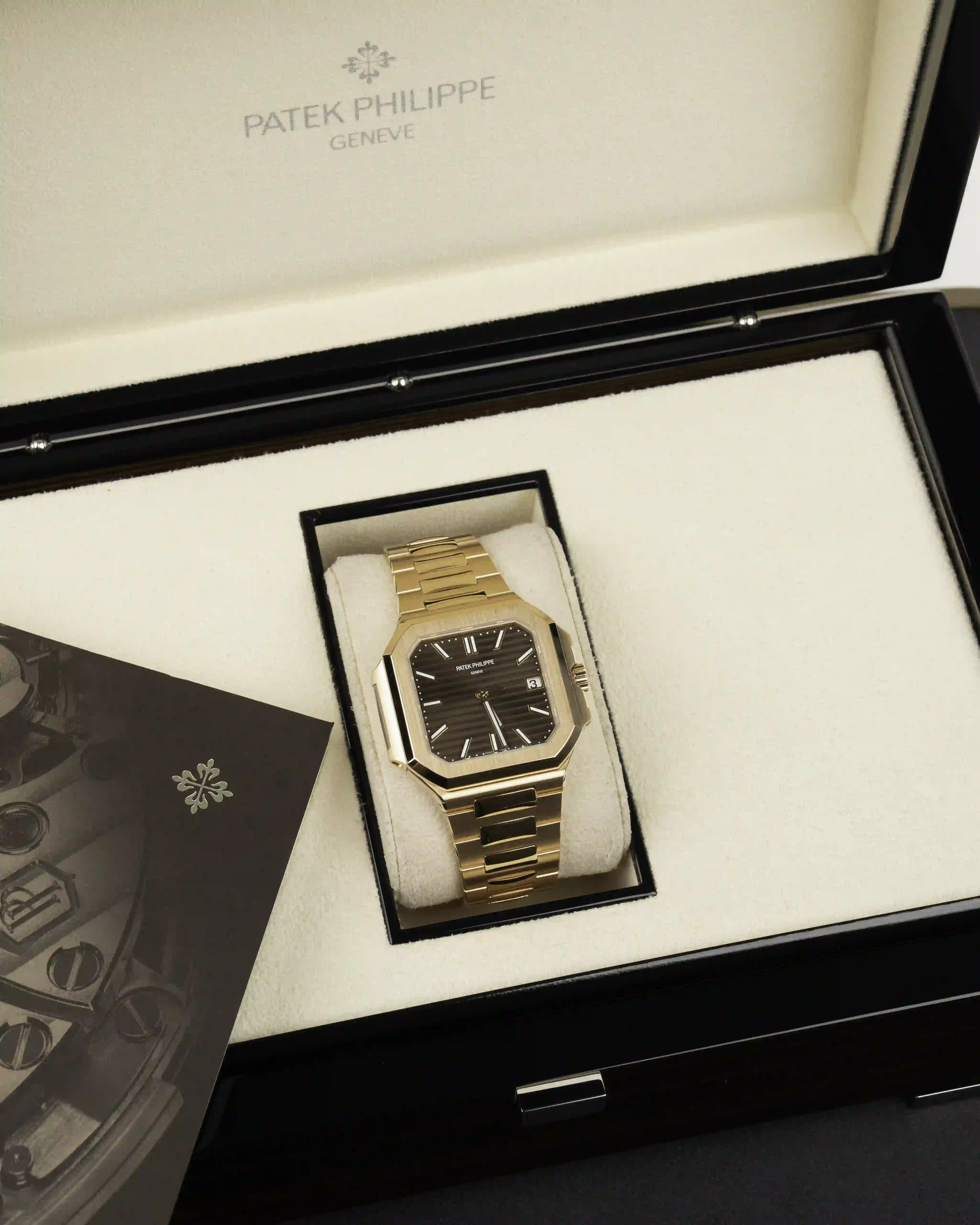 PATEK PHILIPPE Patek Philippe 7128/1R-001 - Image 1