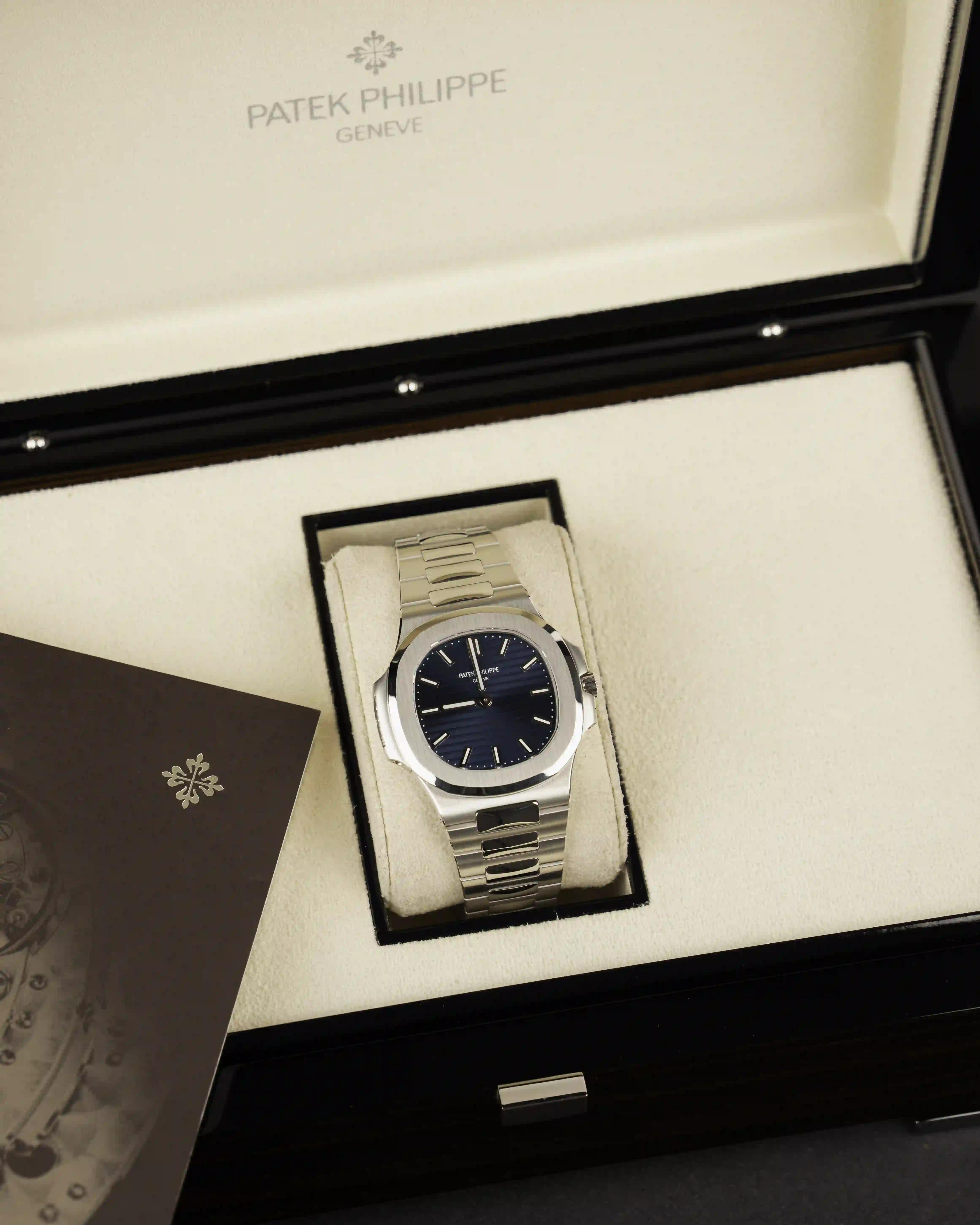 PATEK PHILIPPE Patek Philippe 5610/1P-001 - Image 1